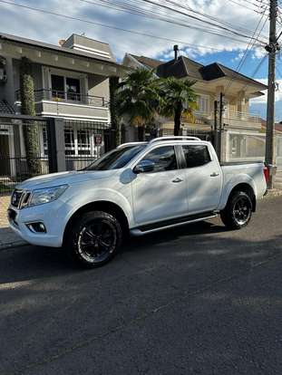 NISSAN-FRONTIER-2017