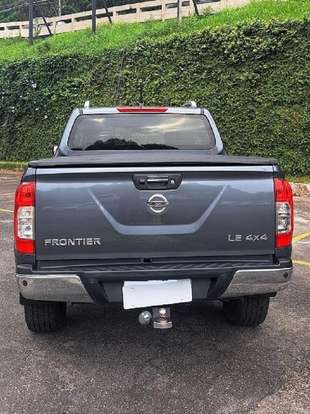 NISSAN-FRONTIER-2021