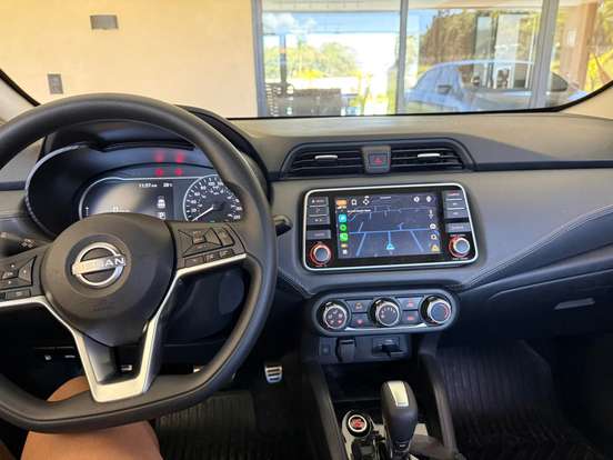 NISSAN-VERSA-2023