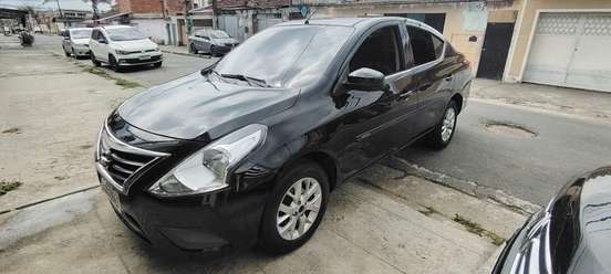 NISSAN-VERSA-2016