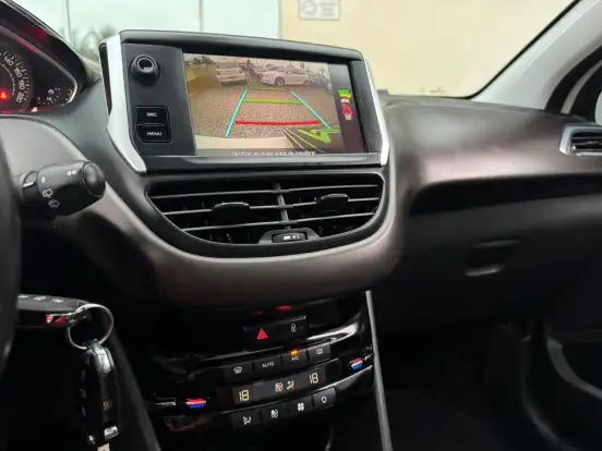 PEUGEOT-2008-1.6 16V FLEX GRIFFE 4P AUTOMÁTICO PEUGEOT-2008-2017