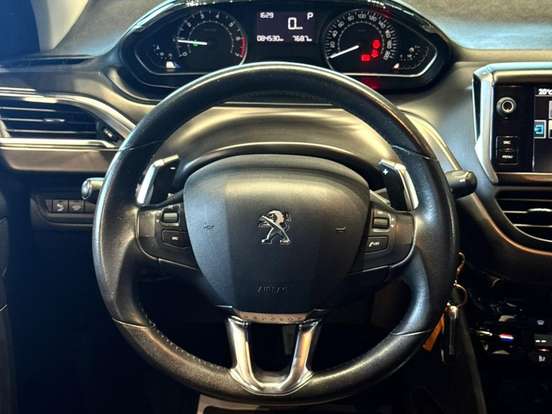 PEUGEOT-2008-1.6 16V FLEX GRIFFE 4P AUTOMÁTICO PEUGEOT-2008-2016