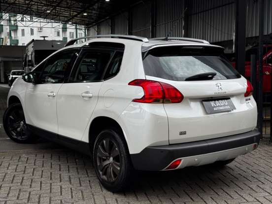 PEUGEOT-2008-2016