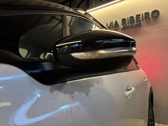 PEUGEOT-2008-2023