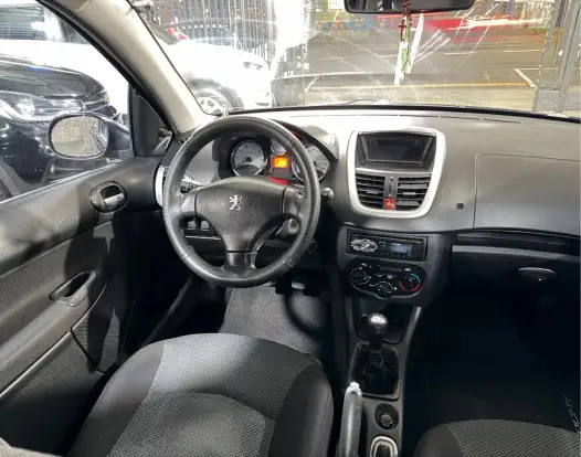PEUGEOT-207-2012