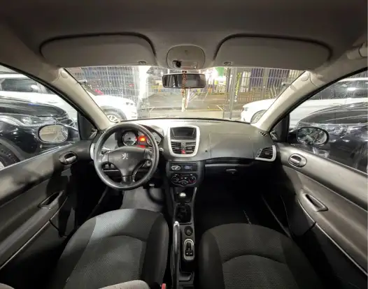 PEUGEOT-207-2012