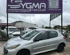 PEUGEOT 207 1.4 XR 8V FLEX 4P MANUAL PEUGEOT 207 1.4 XR 8V FLEX 4P MANUAL