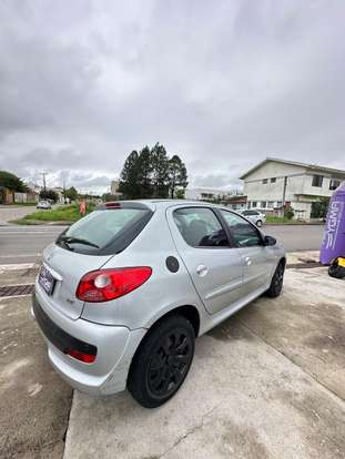 PEUGEOT-207-2010