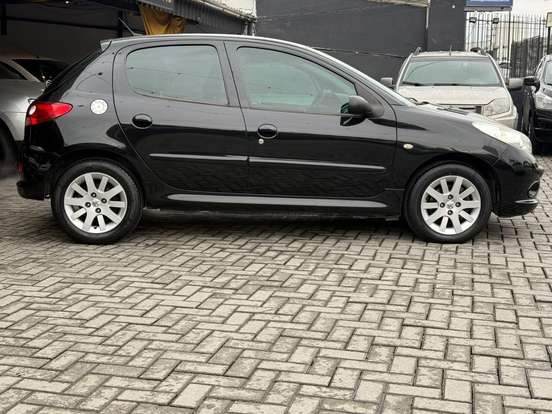 PEUGEOT-207-2009