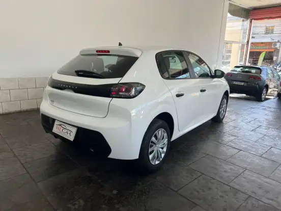 PEUGEOT-208-2023