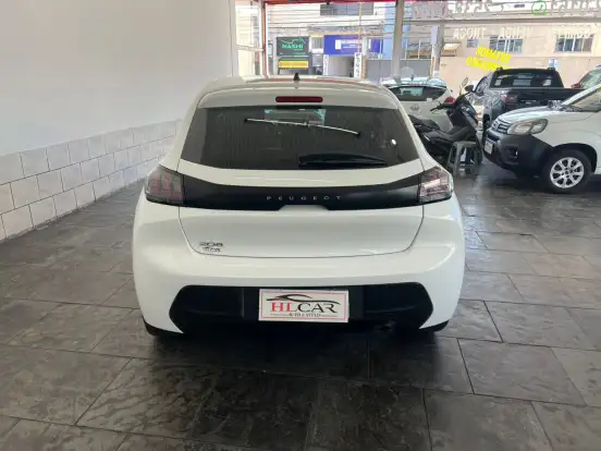 PEUGEOT-208-2023