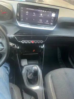 PEUGEOT-208-2023