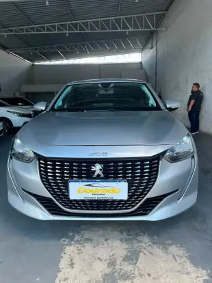 PEUGEOT-208-2021