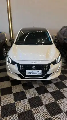 PEUGEOT-208-2020