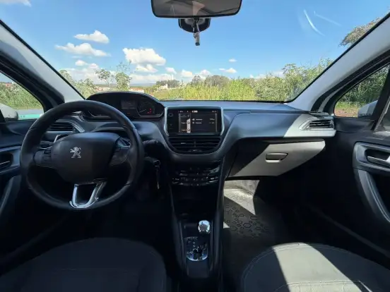 PEUGEOT-208-2014