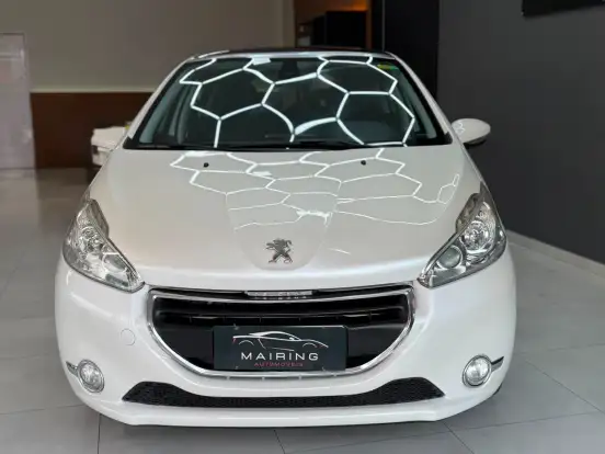 PEUGEOT-208-2013