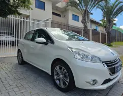 PEUGEOT 208 1.6 GRIFFE 16V FLEX 4P MANUAL PEUGEOT 208 1.6 GRIFFE 16V FLEX 4P MANUAL