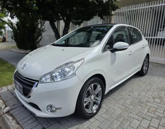 PEUGEOT-208-2013