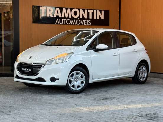 PEUGEOT-208-2013