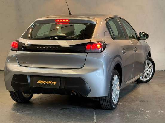PEUGEOT-208-2022