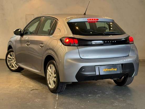 PEUGEOT-208-2022