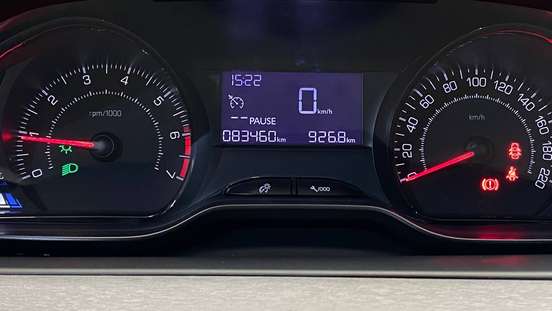 PEUGEOT-208-2018
