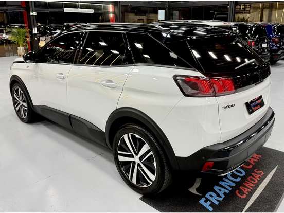 PEUGEOT-3008-2022