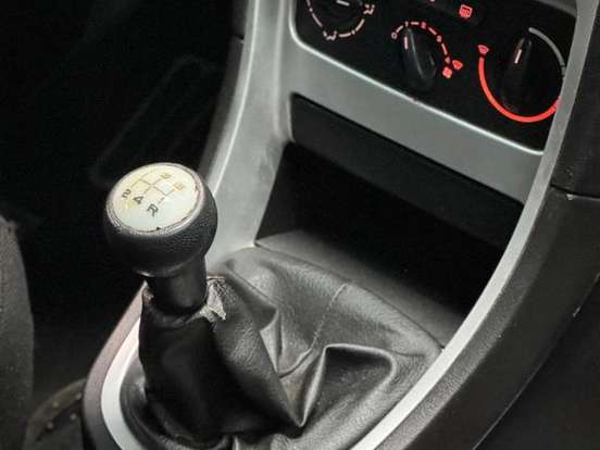 PEUGEOT-307-1.6 PRESENCE 16V FLEX 4P MANUAL PEUGEOT-307-2008