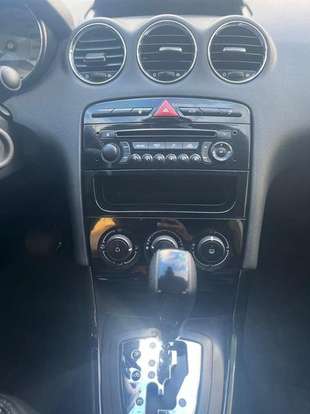 PEUGEOT-408-2018