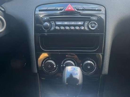 PEUGEOT-408-1.6 BUSINESS 16V TURBO FLEX 4P AUTOMÁTICO PEUGEOT-408-2018