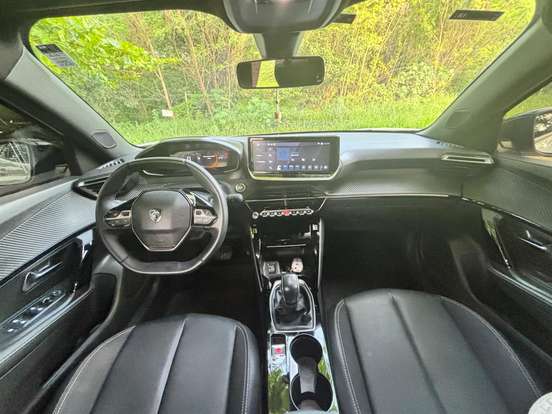 PEUGEOT-2008-1.0 TURBO 200 FLEX ALLURE CVT PEUGEOT-2008-2025