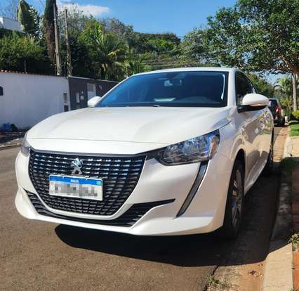 PEUGEOT-208-2022