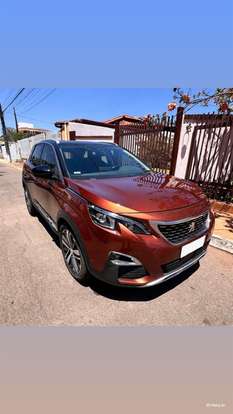 PEUGEOT-3008-2018