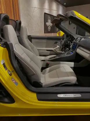 PORSCHE-718-2024