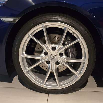 PORSCHE-718-2024