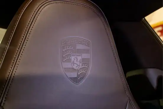 PORSCHE-911-2021