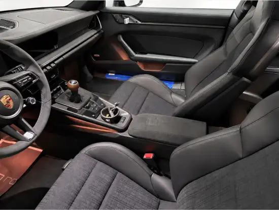 PORSCHE-911-2025