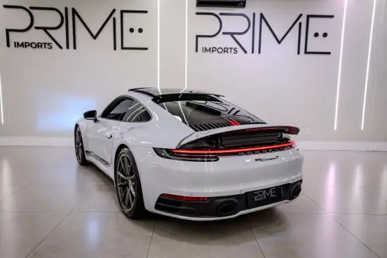 PORSCHE-911-2024
