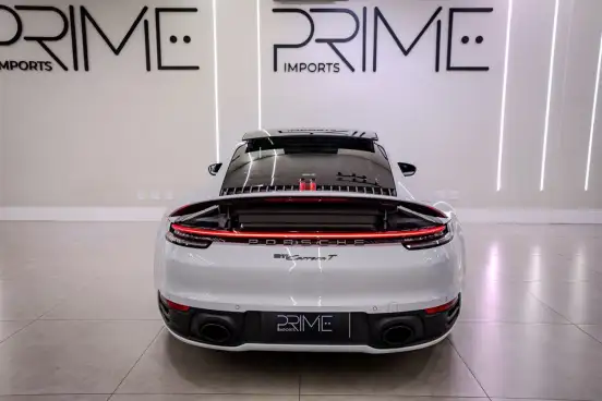 PORSCHE-911-2024