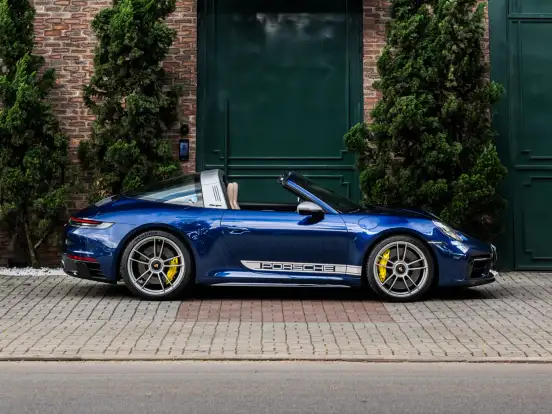 PORSCHE-911-3.0 24V H6 GASOLINA TARGA 4 GTS PDK PORSCHE-911-2023