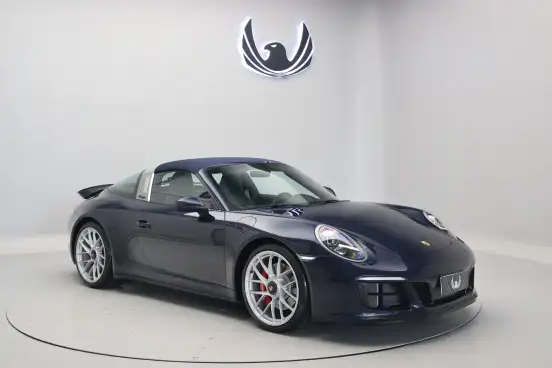 PORSCHE-911-2017