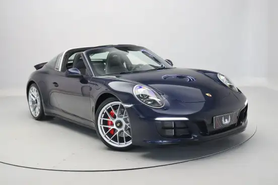 PORSCHE-911-2017