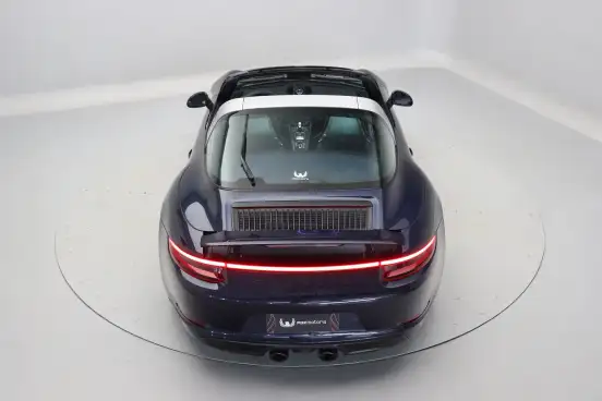 PORSCHE-911-2017