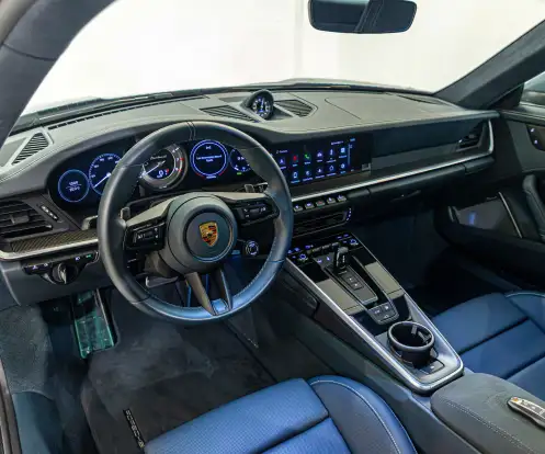 PORSCHE-911-2024