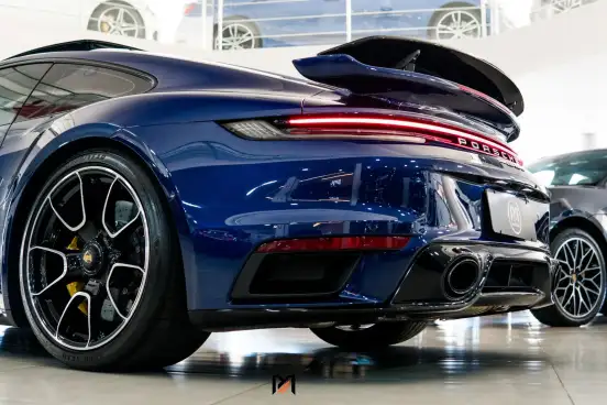 PORSCHE-911-2023