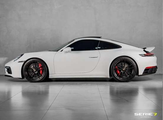 PORSCHE-911-2022