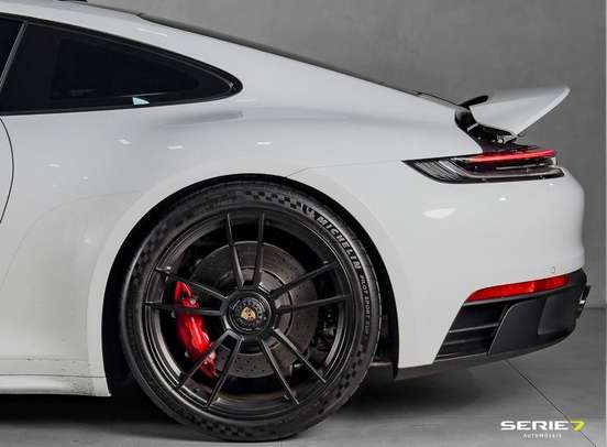 PORSCHE-911-2022