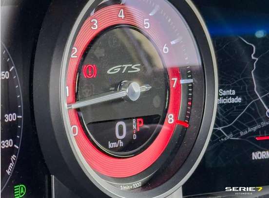 PORSCHE-911-2022