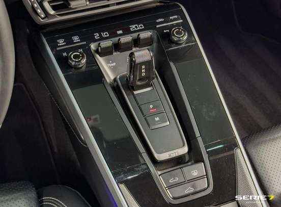 PORSCHE-911-2022