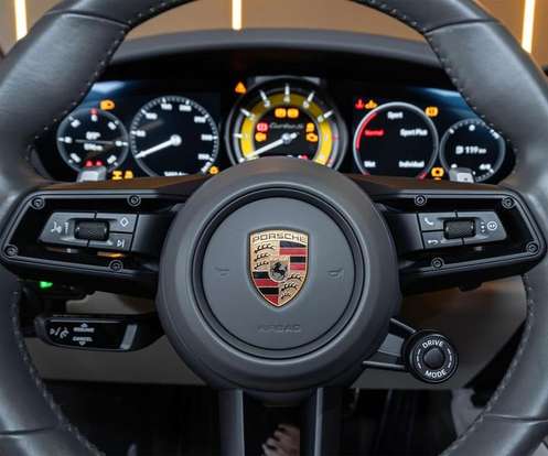 PORSCHE-911-2021